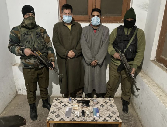 Sopore Police apprehend 2 suspected persons, arms & ammunition recovered